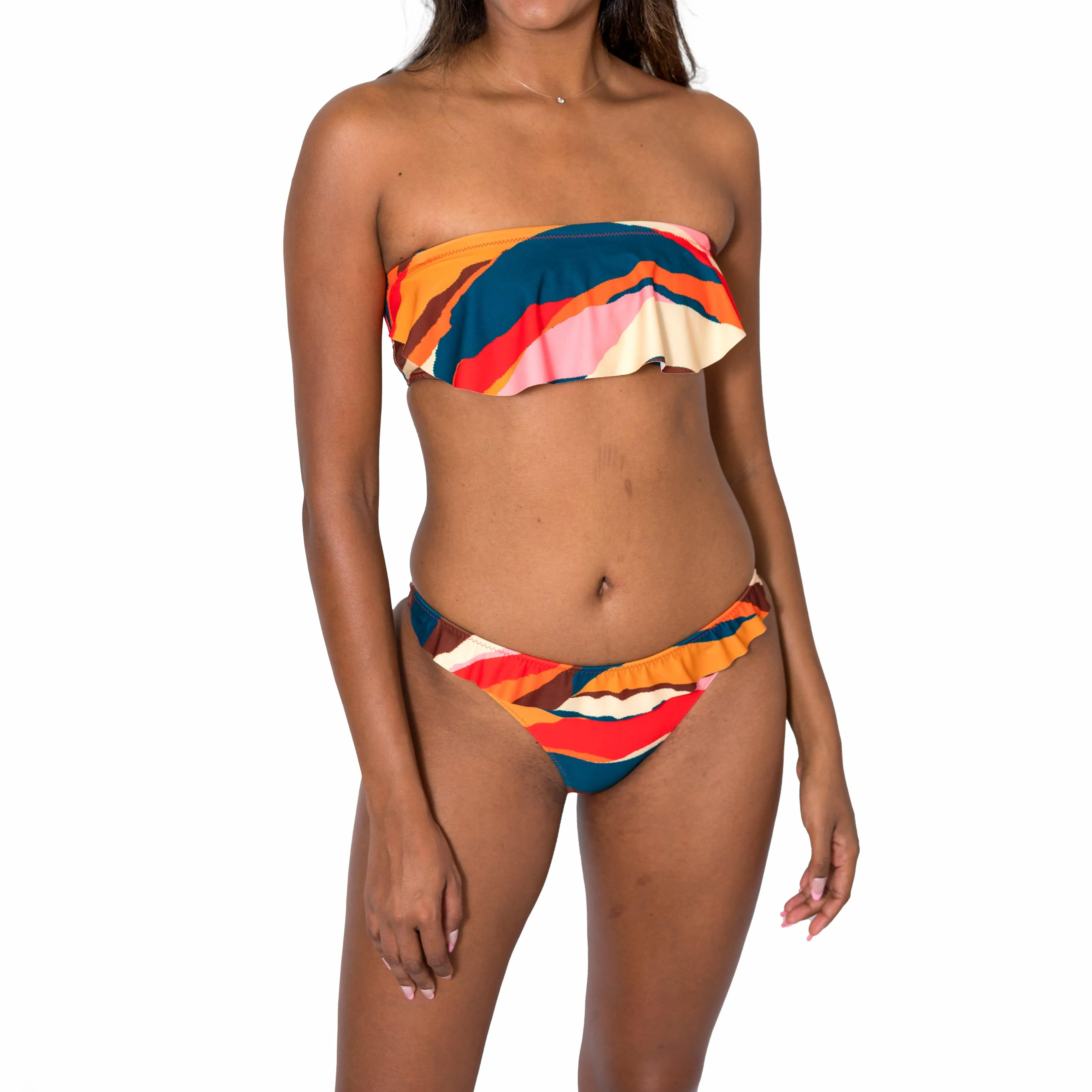 Aima Dora | Ruffle Bottom
