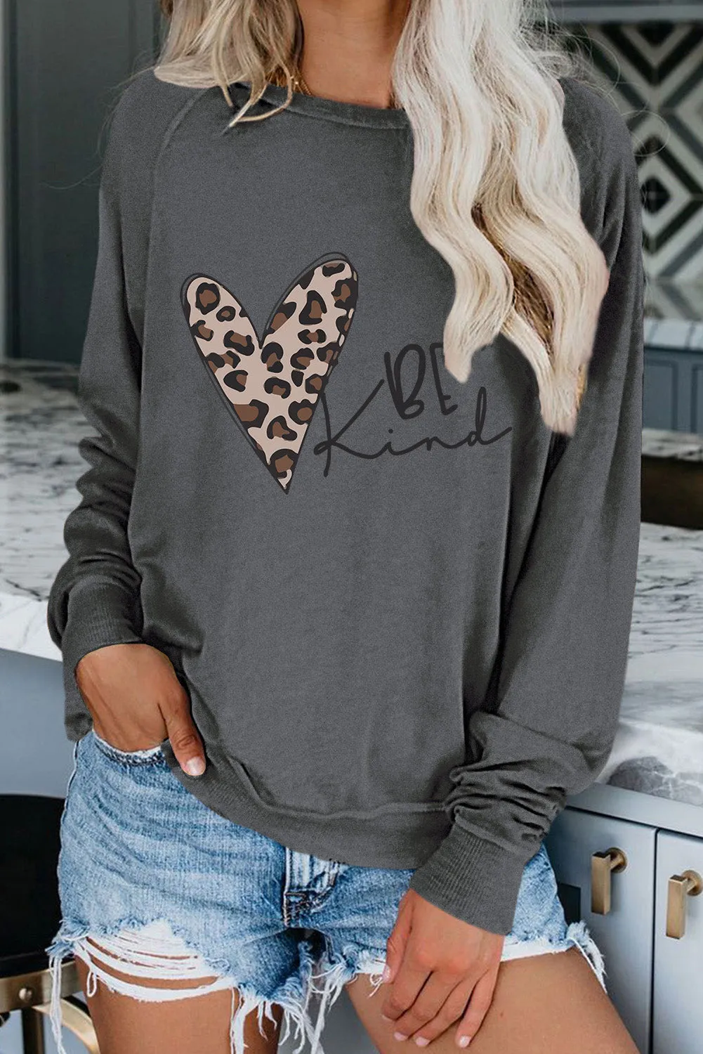 Be Kind Leopard Heart Shape Print Pullover Sweatshirt