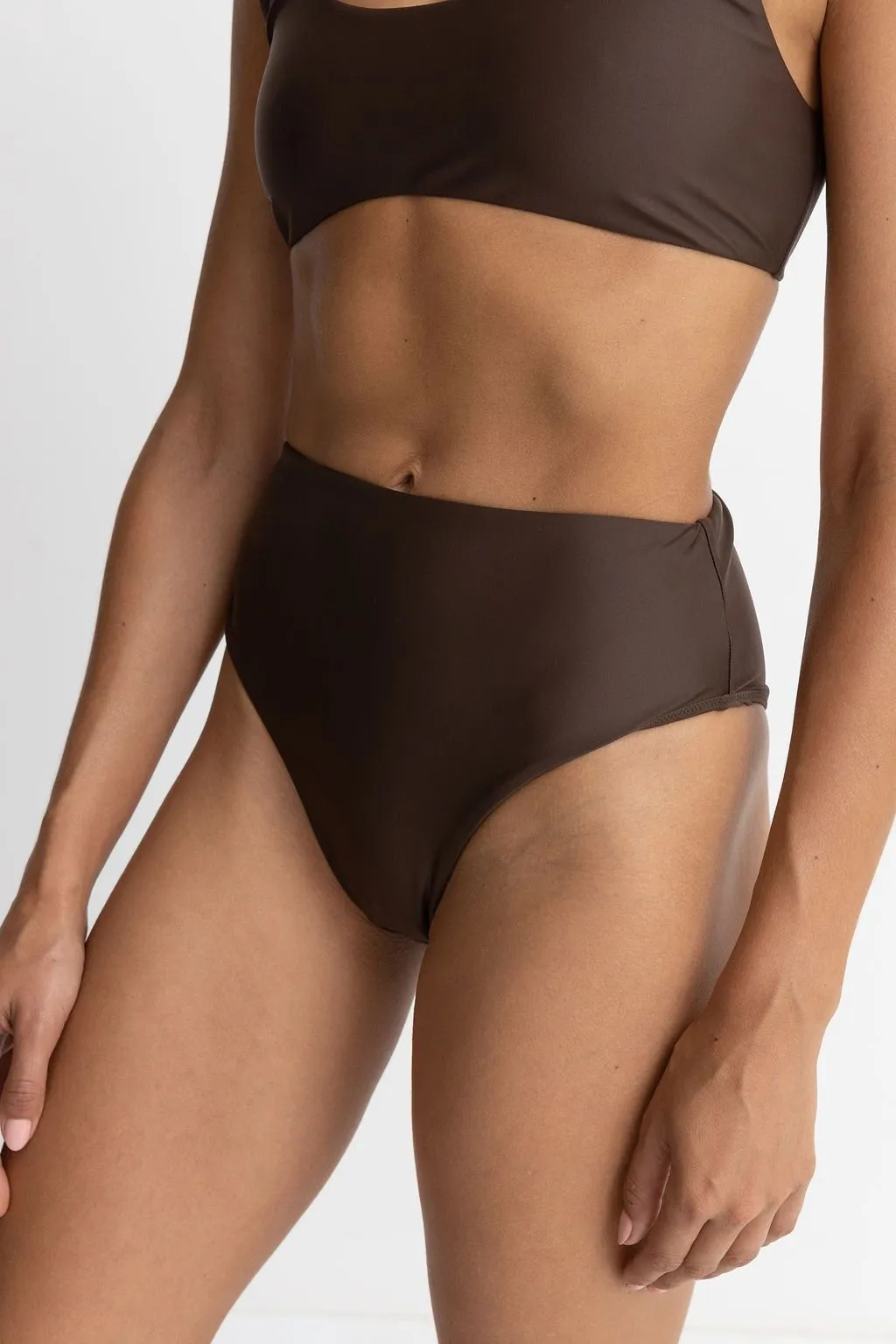 CLASSIC HI WAIST PANT - CHOCOLATE