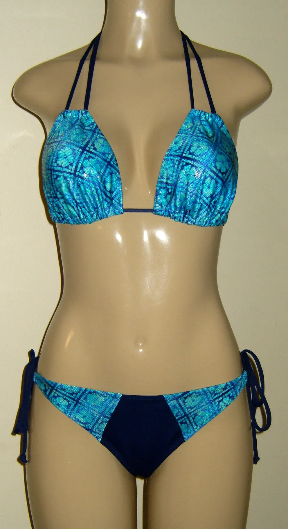Double String Top and Single Tie Bottom