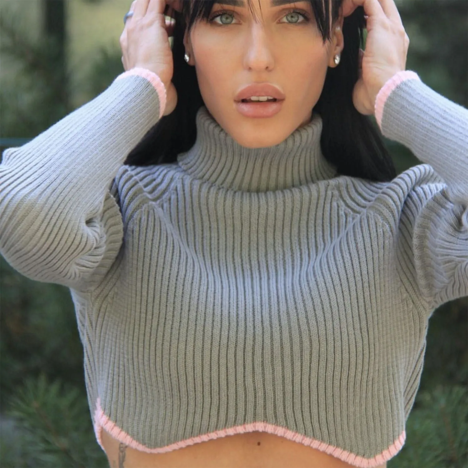 Fashion Irregular Turtleneck Pullover Short Sweaters