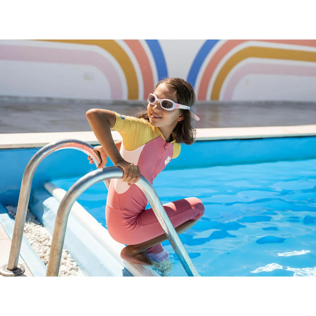 Girls’ swimming shorty suit 100