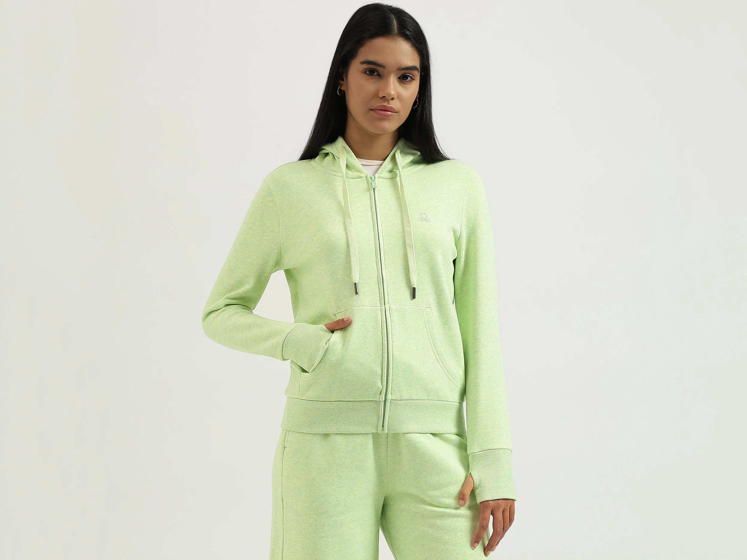 Hooded Neck Solid Sweatshirts