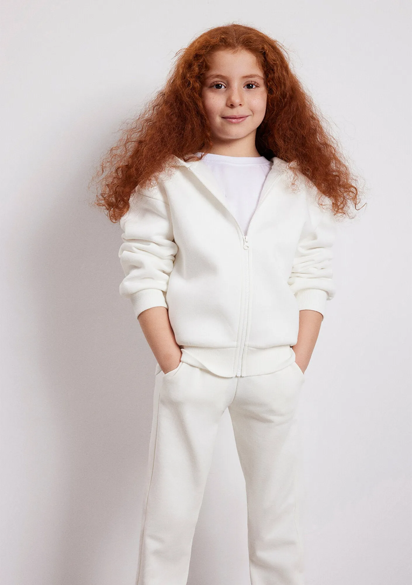 Hooded Off White Basic Sweatshirt