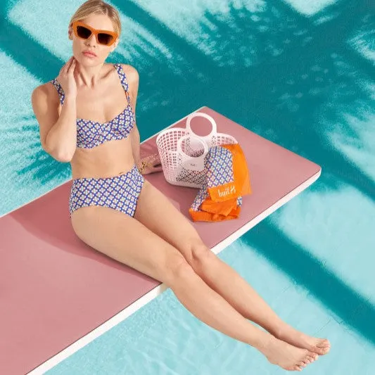 Huit Dive in Balconette