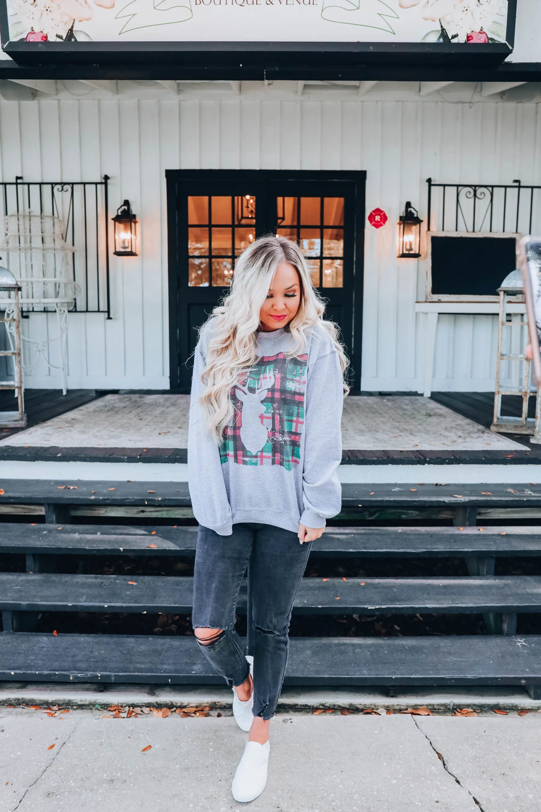Plaid Deer Graphic Sweatshirt S-3X