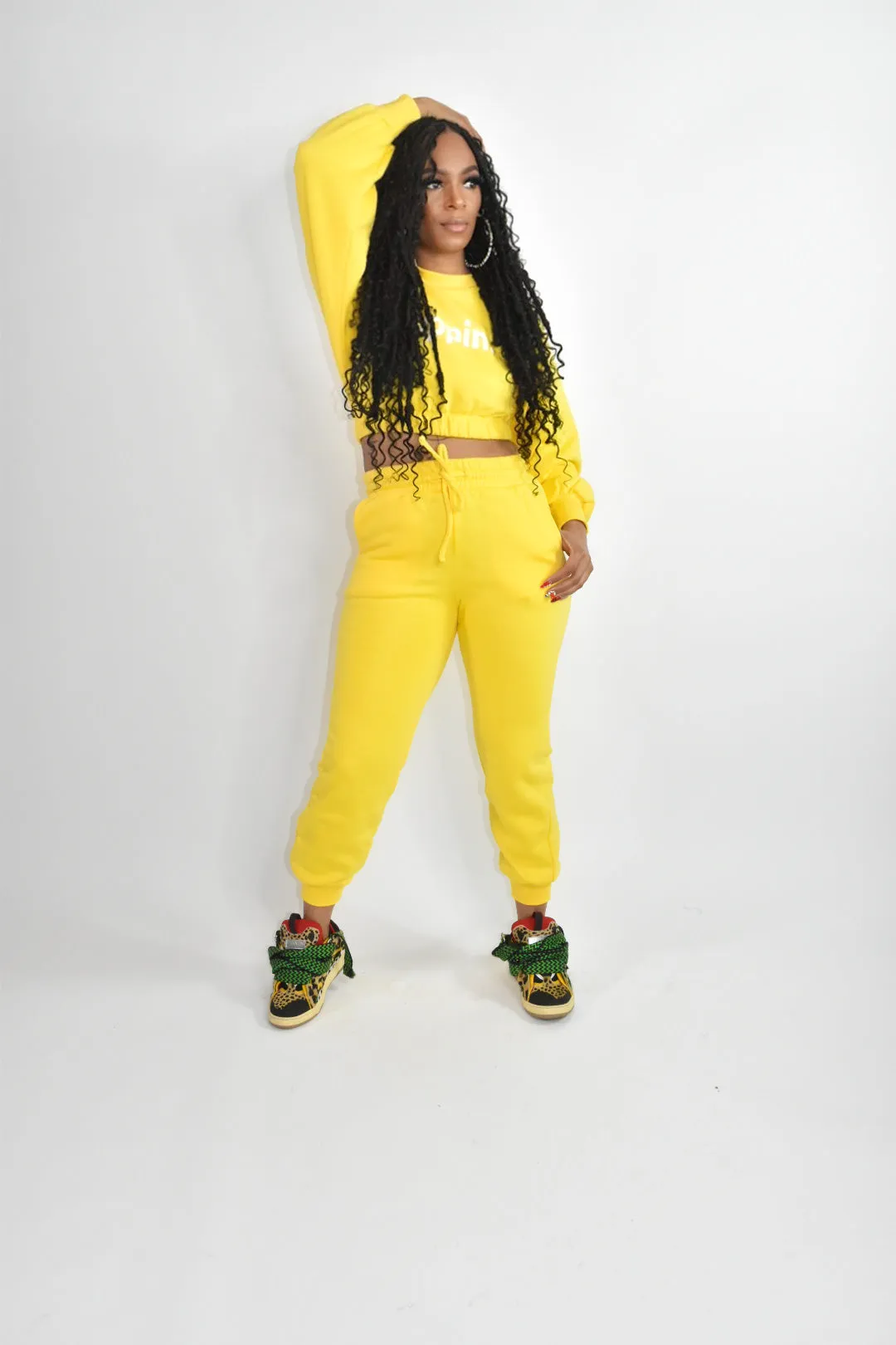 POPPIN PERIODT Yellow Jogger Set