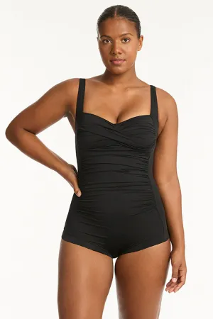 Sea Level - Essentials Twist Front Multifit Boyleg One Piece