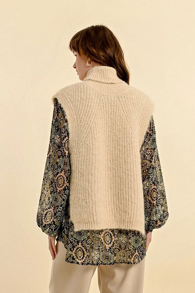 SLEEVELESS OPENWORK SWEATER WITH TURTLENECK
