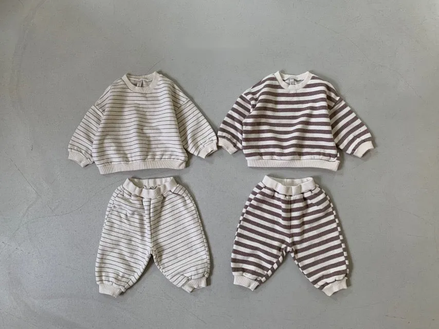 Sweatshirts and Jogger Pants (Set)