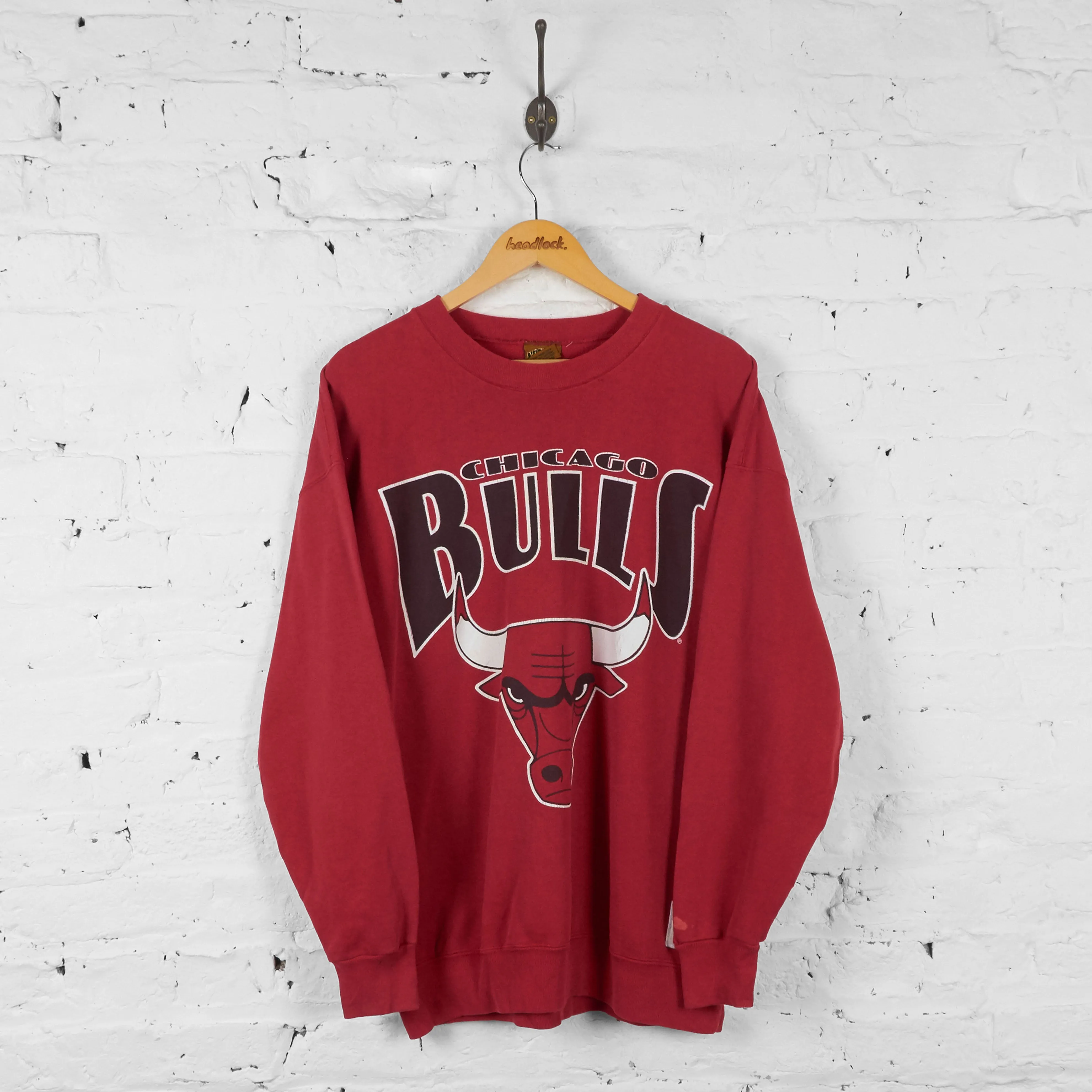 Vintage Chicago Bulls NFL Sweatshirt - Red - XL
