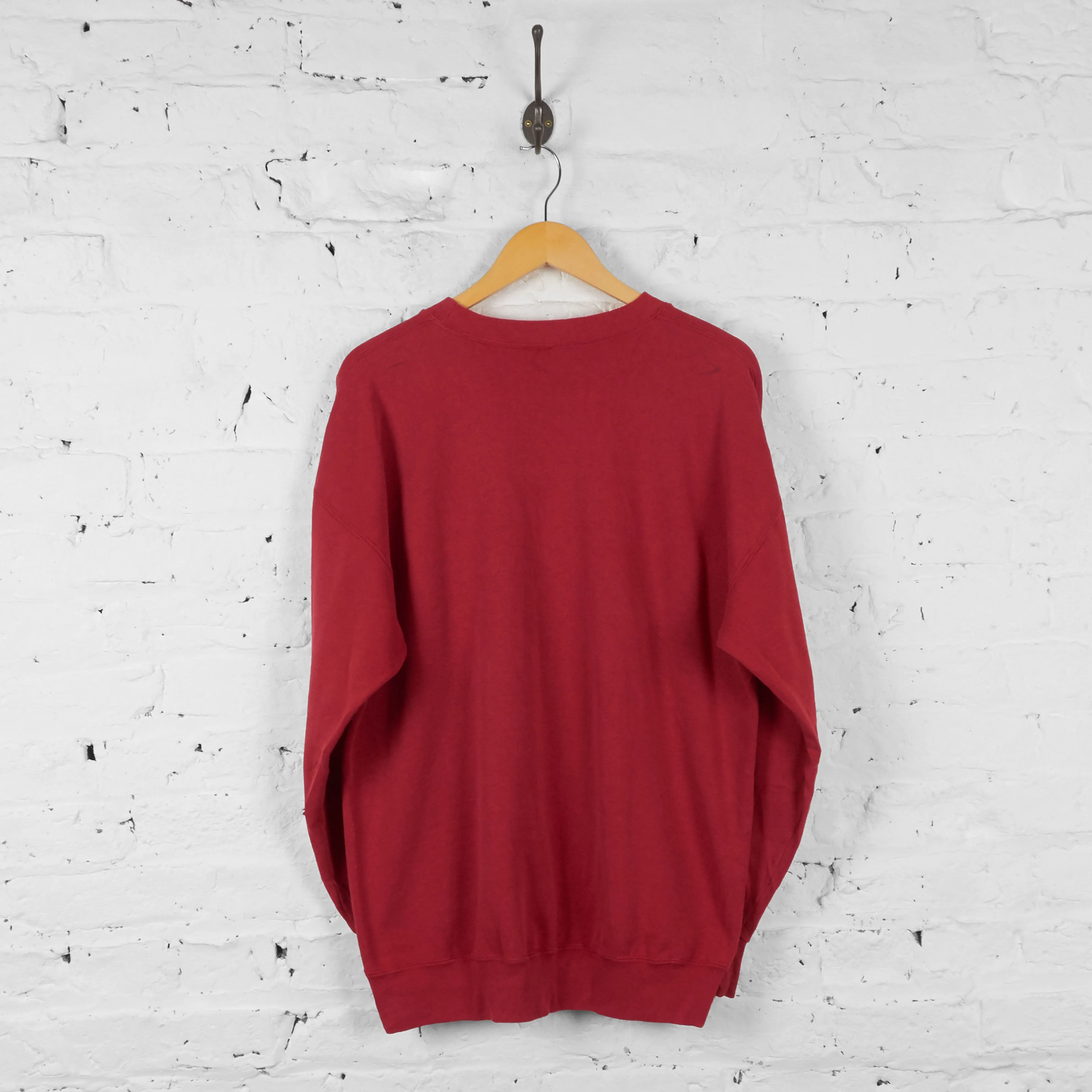 Vintage Chicago Bulls NFL Sweatshirt - Red - XL