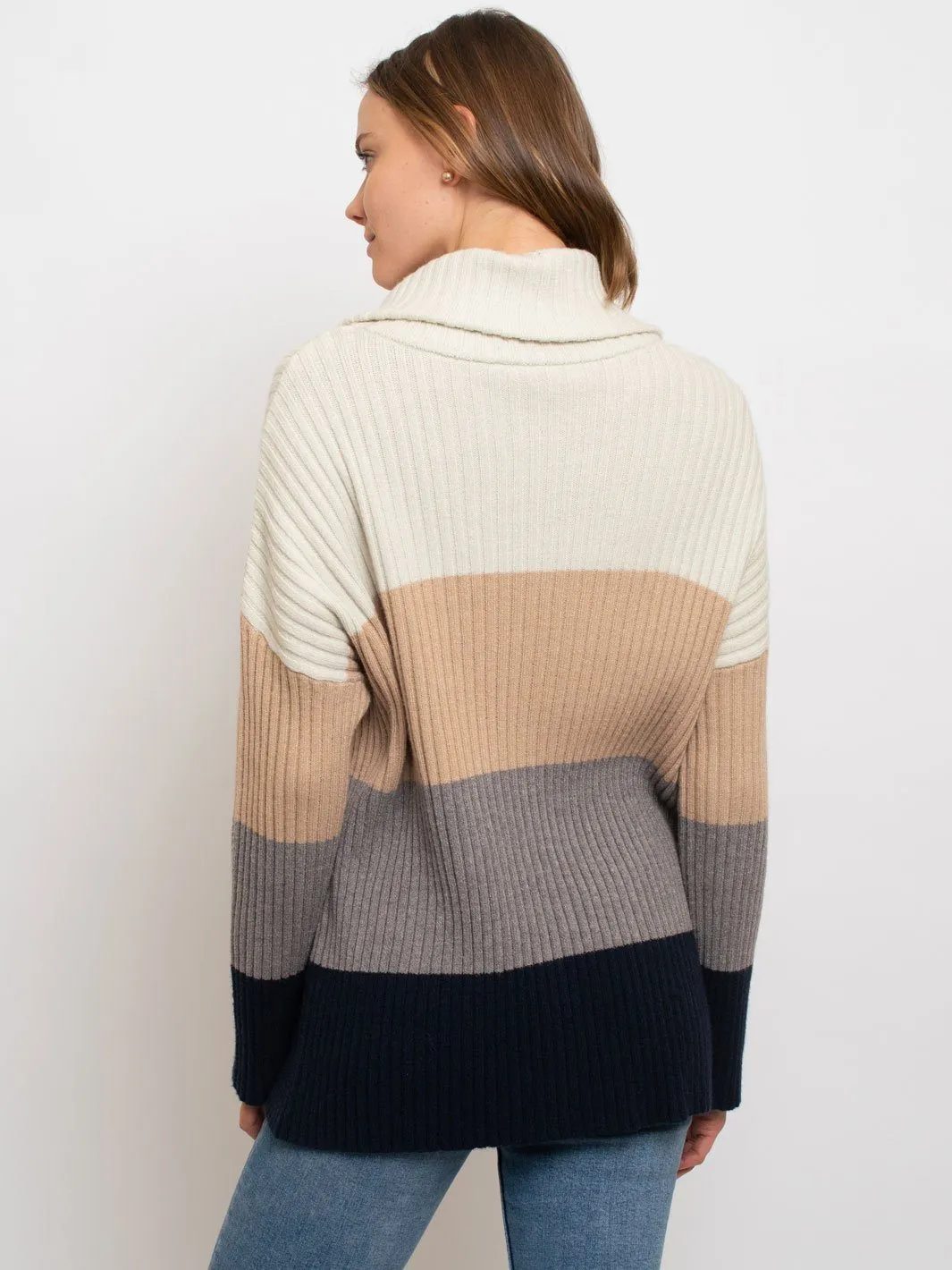 WOMEN'S COLOR BLOCK TURTLENECK SWEATER